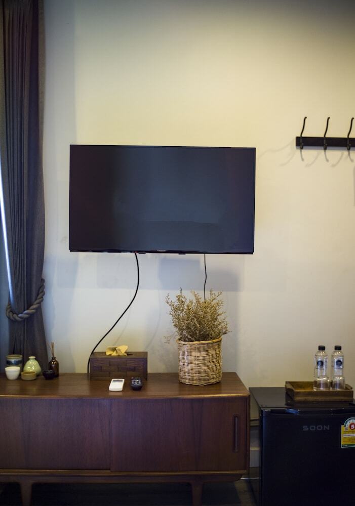 Iron32 Hotel