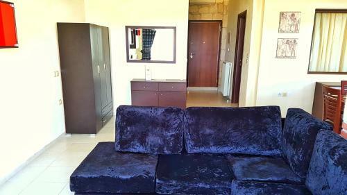 Bungalow White Apartments And Suites