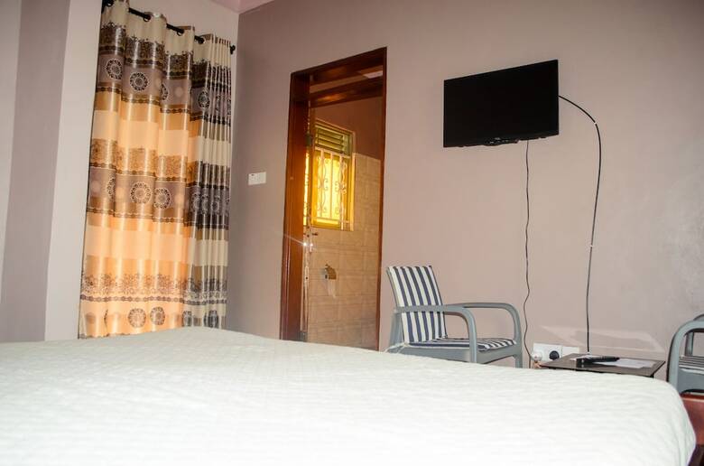 Hotel Philo Leisure Gardens