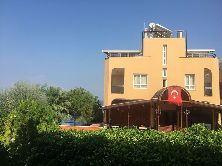 Tayfun Hotel