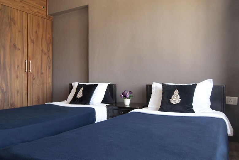 Aparthotel Landmark Asia Serviced Apartments