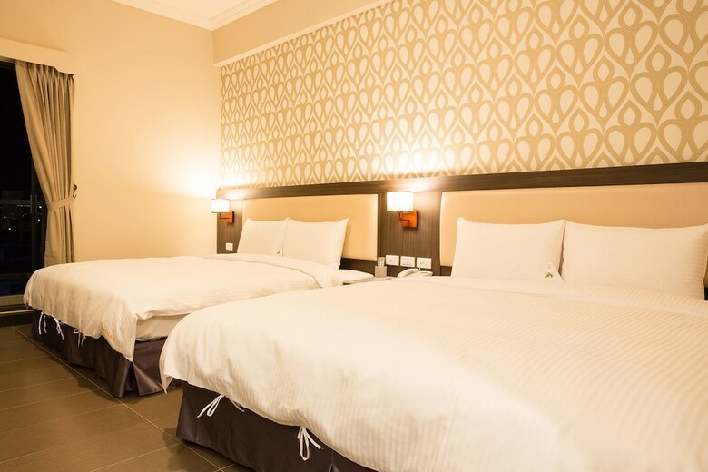 V-hotel Vacation Hotel