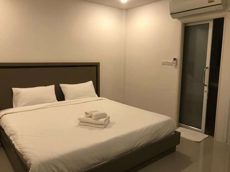 Hotel S.e.t Thanmongkol Residence