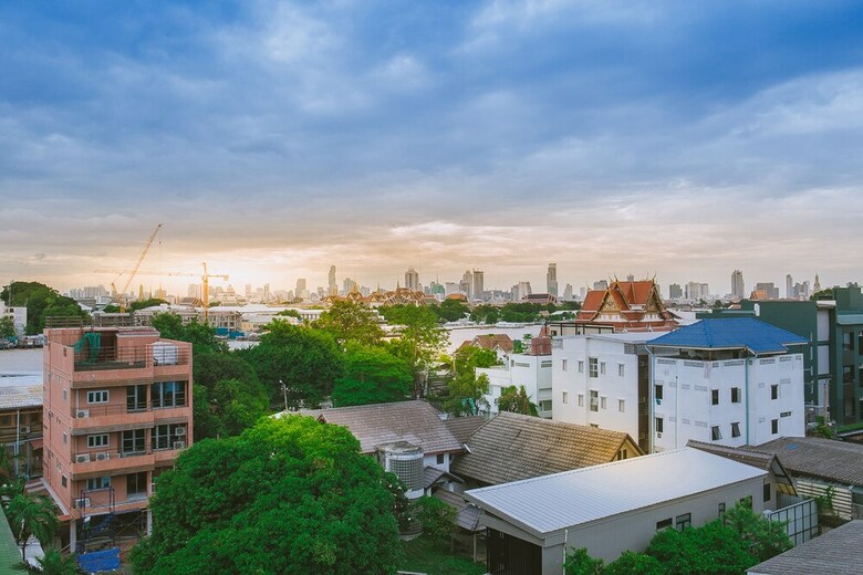 Hotel S.e.t Thanmongkol Residence