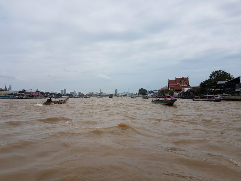 Hotel S.e.t Thanmongkol Residence