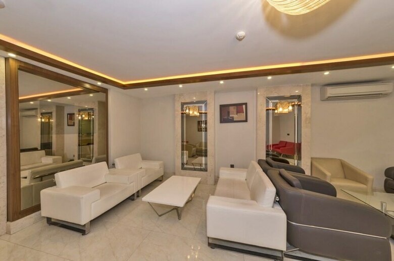 Marcello Hotel