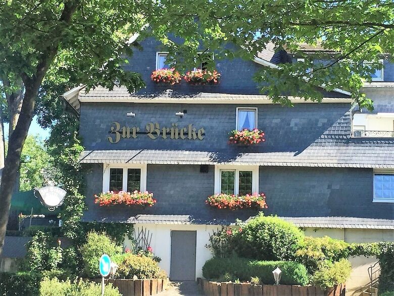 Land-gut-hotel Zur Br�cke
