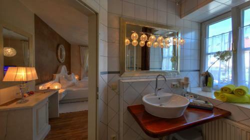 Hostal Hotel Zur Post Garni