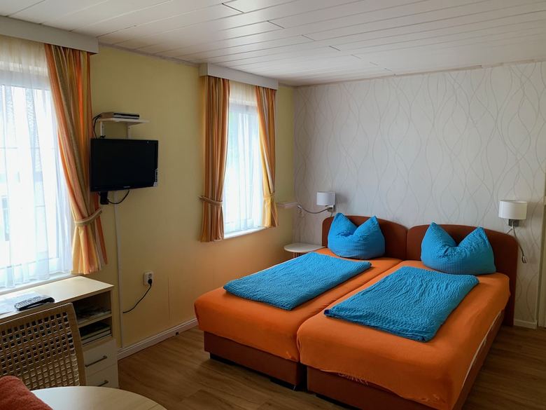 Hostal Pension "idyll"