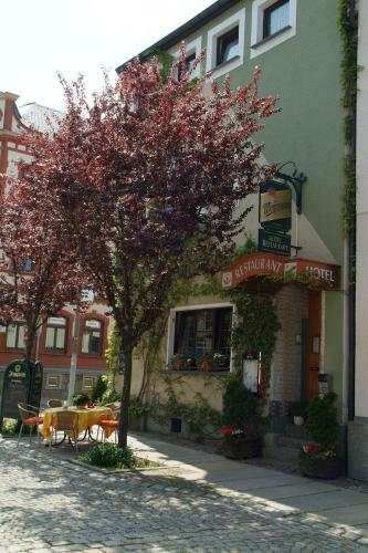 Hotel J�gerhalle