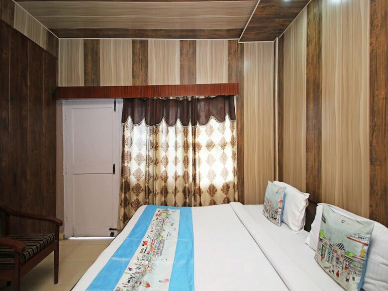 Oyo 7028 Hotel Krishna And Restaurant