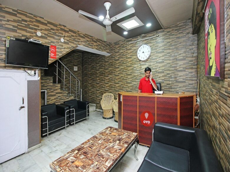 Oyo 7028 Hotel Krishna And Restaurant