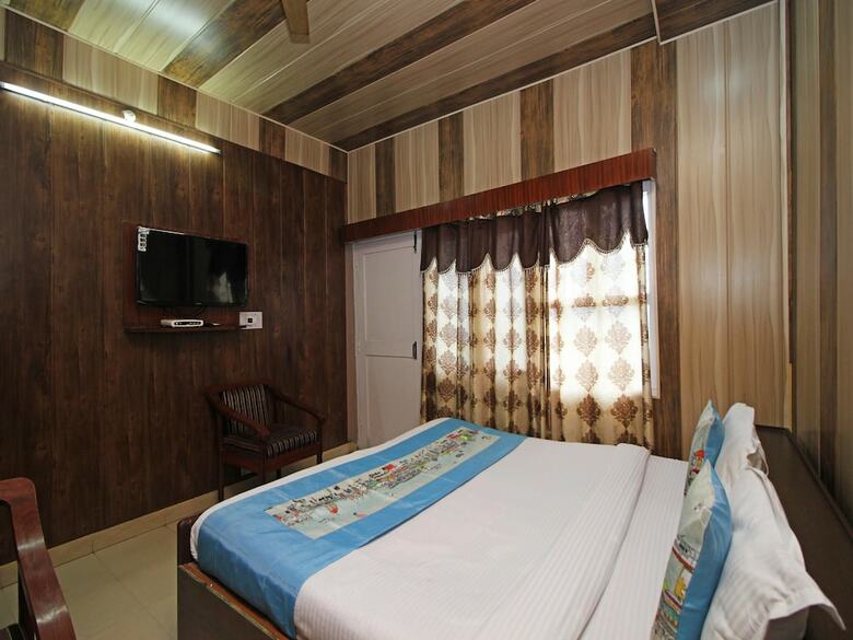 Oyo 7028 Hotel Krishna And Restaurant