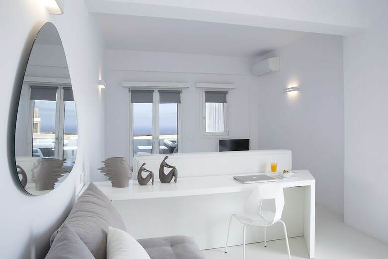 Hotel May Seven Suites - Adults Only
