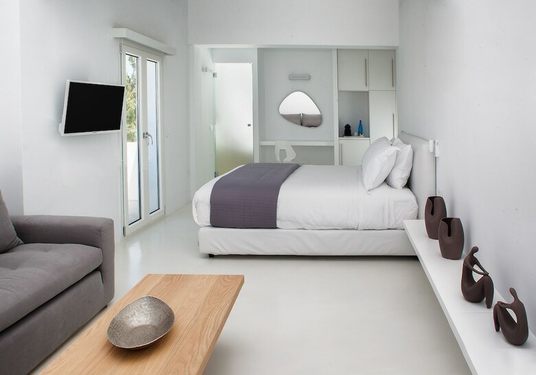 Hotel May Seven Suites - Adults Only