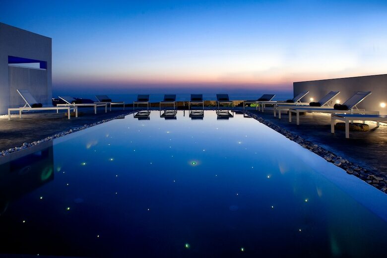 Hotel May Seven Suites - Adults Only