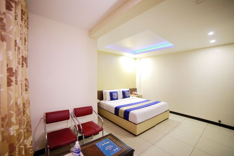 Hotel Oyo 8588 Rainbow Inn