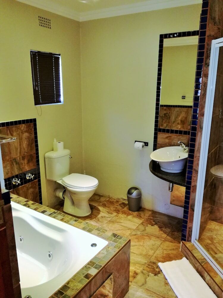 Posada Africlassic River Lodge- Rivonia
