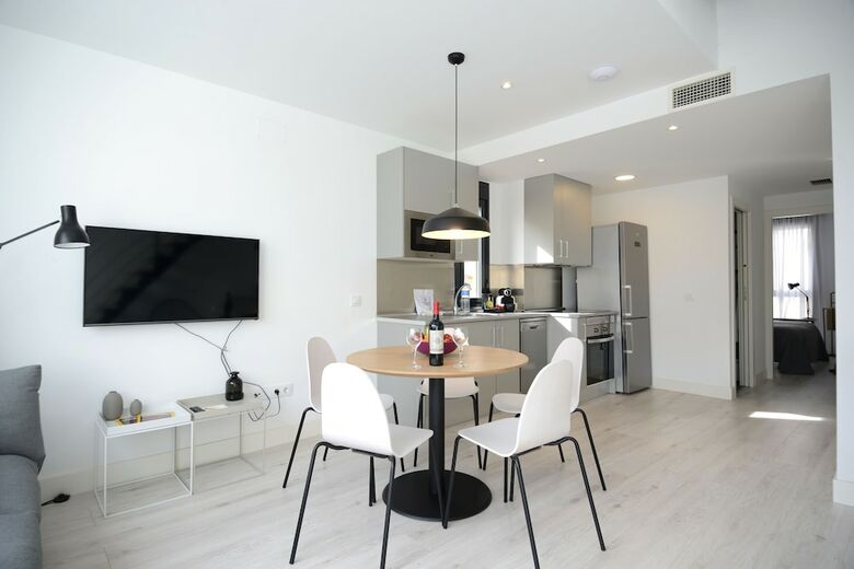 Aspasios Atocha Apartments