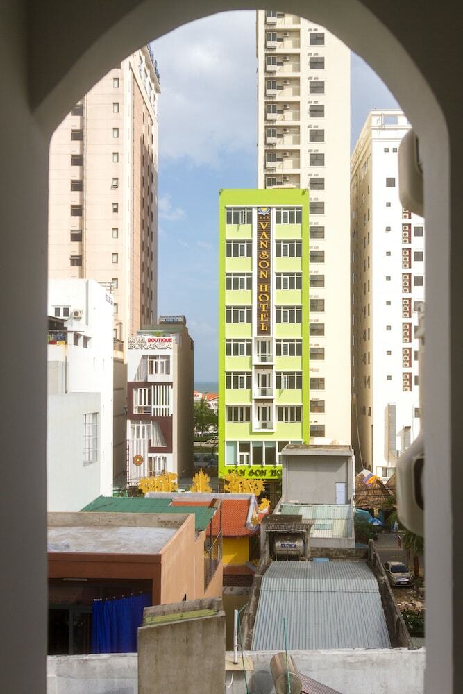 Pergola Design Hotel