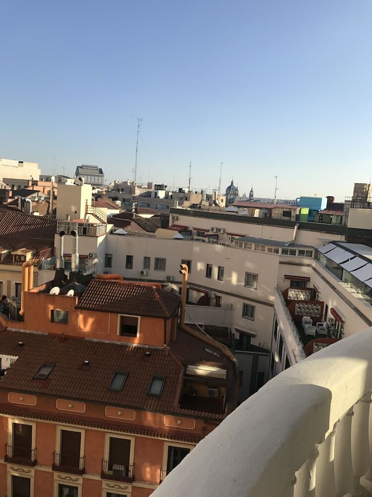 Dobo Homes Gran Via Lv Apartment
