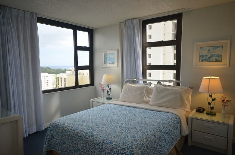 Apartamentos Waikiki Banyan #2513 By Redawning