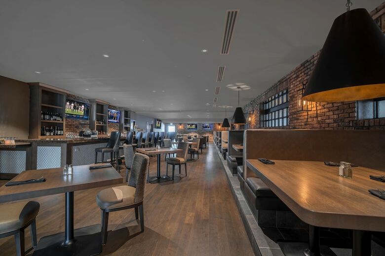 The Malcolm Hotel By Clique