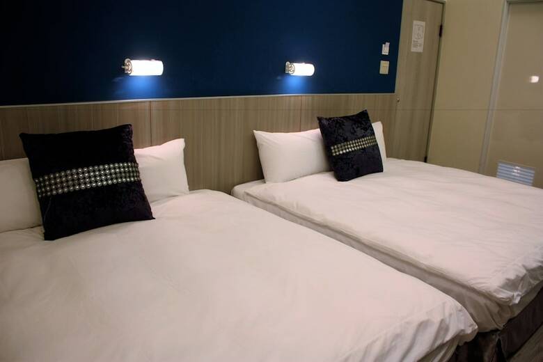 Prince To Travel Hotel
