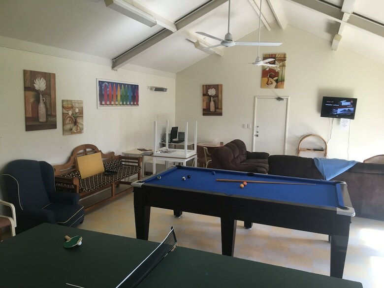 Hostal Dunsborough Inn Backpackers