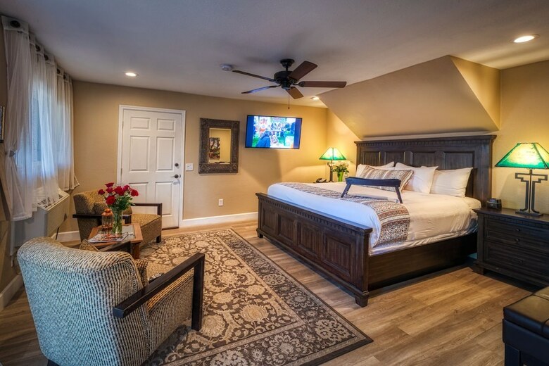 Hotel Lantern Light Inn - Adults Only