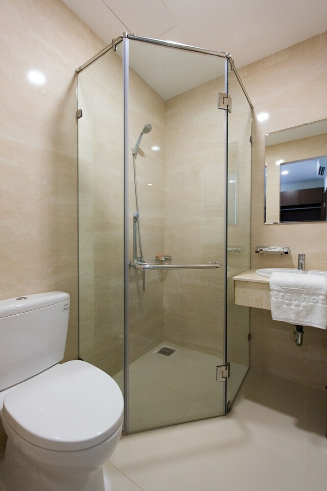 Central Hotel & Spa