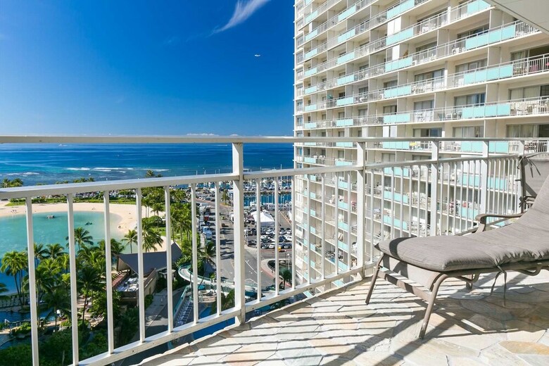 1777 Ala Moana Blvd-4 By Redawning