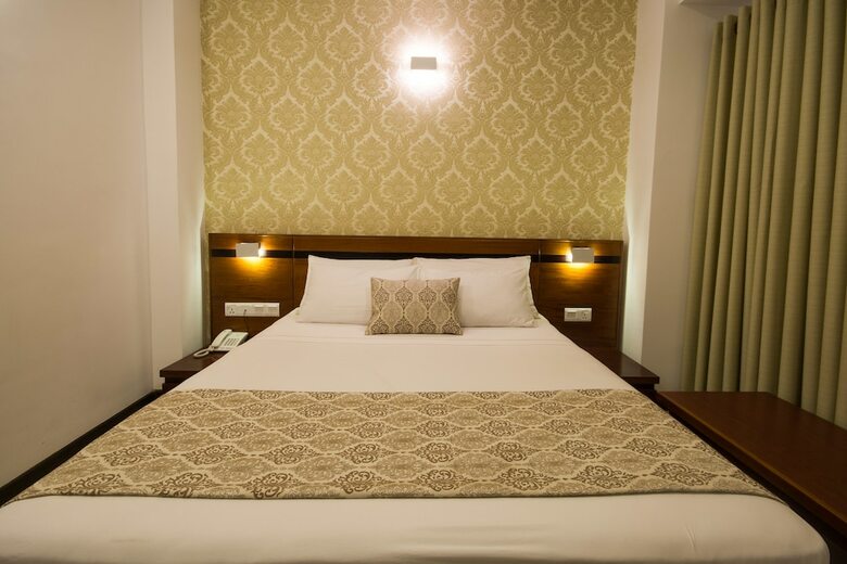 Ceyloni City Hotel