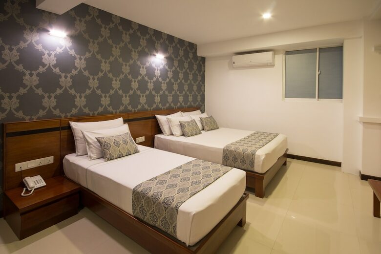 Ceyloni City Hotel