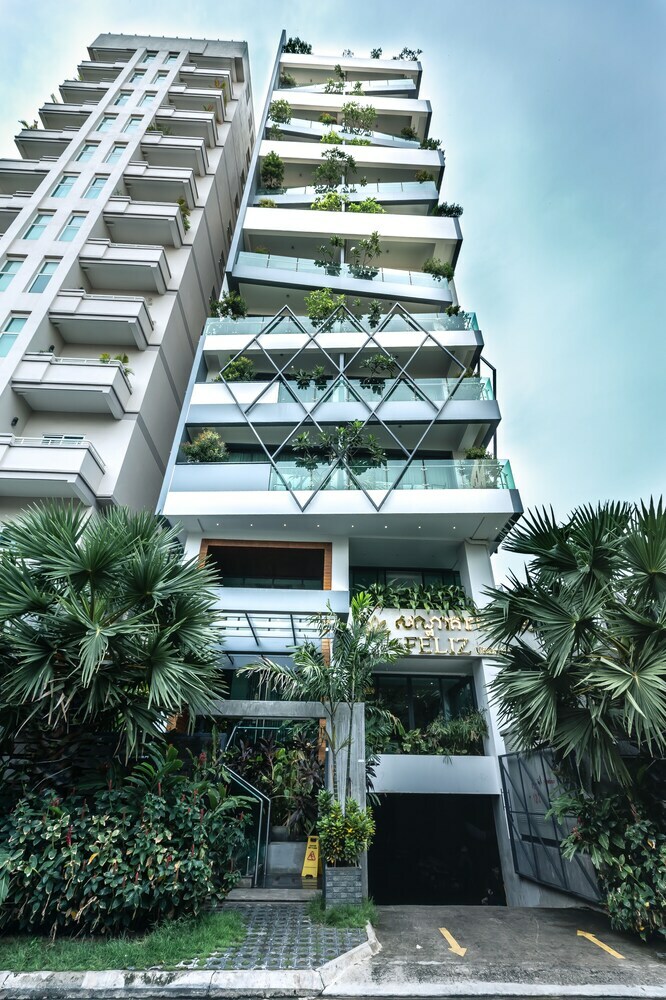 Feliz Urban Hotel