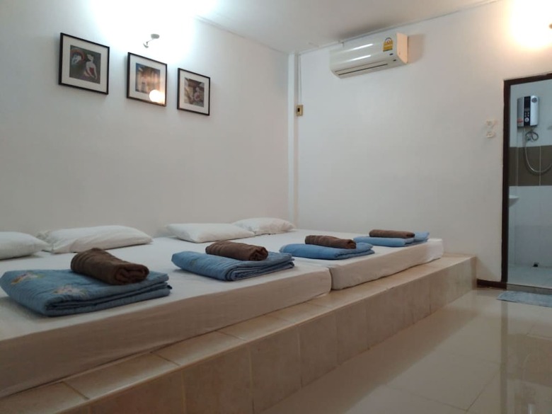 Hotel Banlomtalay Resort