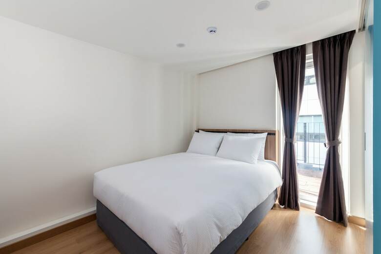 First Stay Hotel Tawny Owl