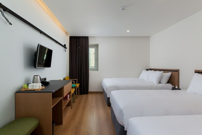 First Stay Hotel Tawny Owl