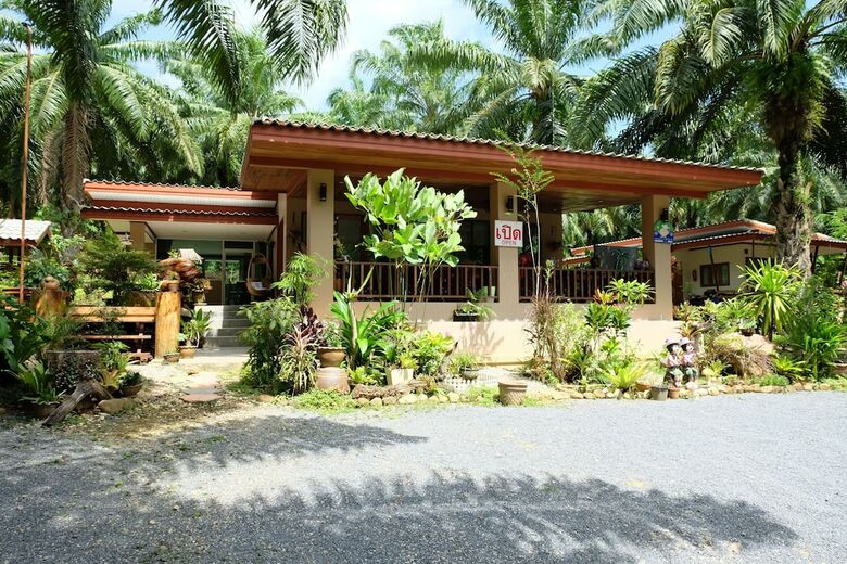 Hotel Tonpalm Farmstay