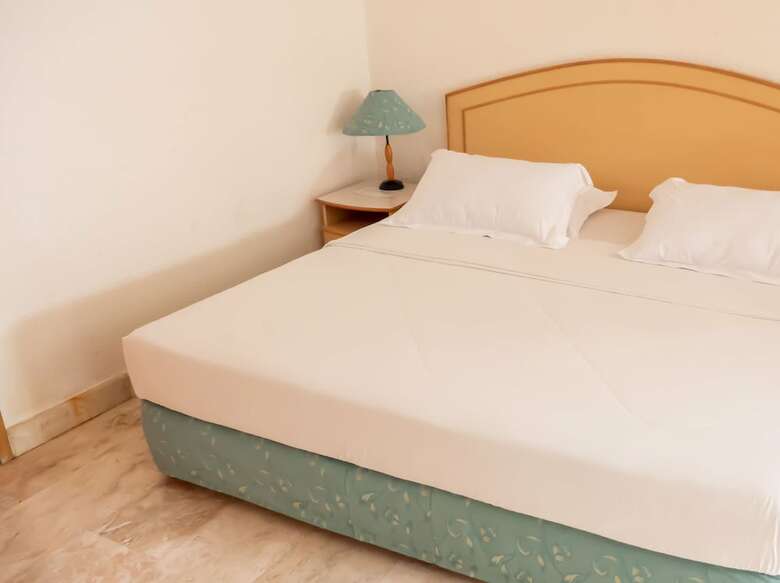 Clarkton Hotel