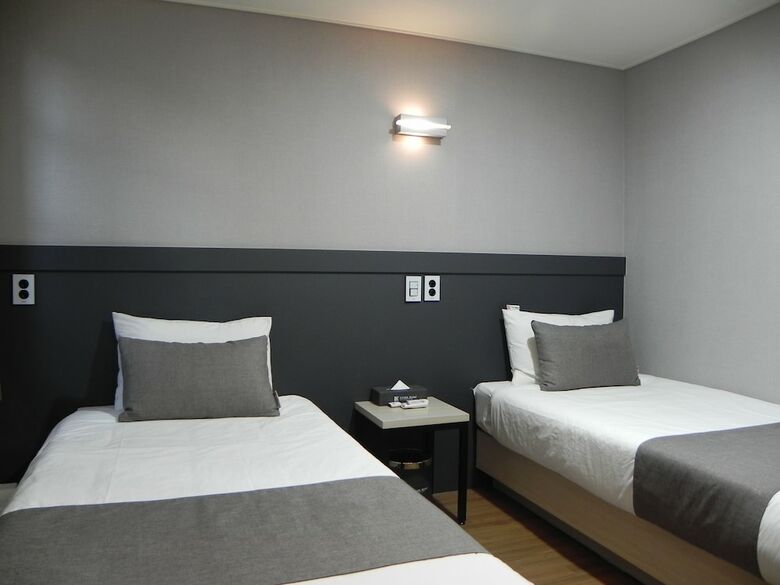 Hotel Ehwa In Myeongdong