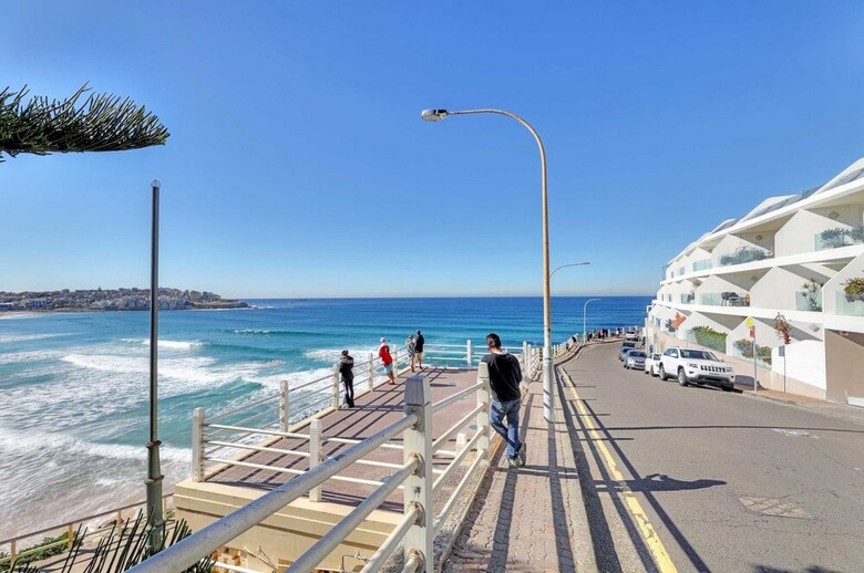 Private 4 Bedroom Beach House In Bondi