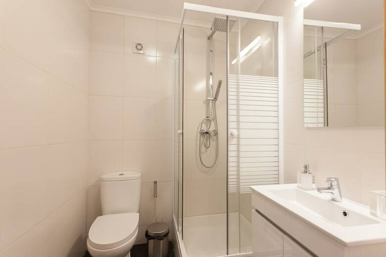 Moniz Studio Apartment - By Lu Holidays