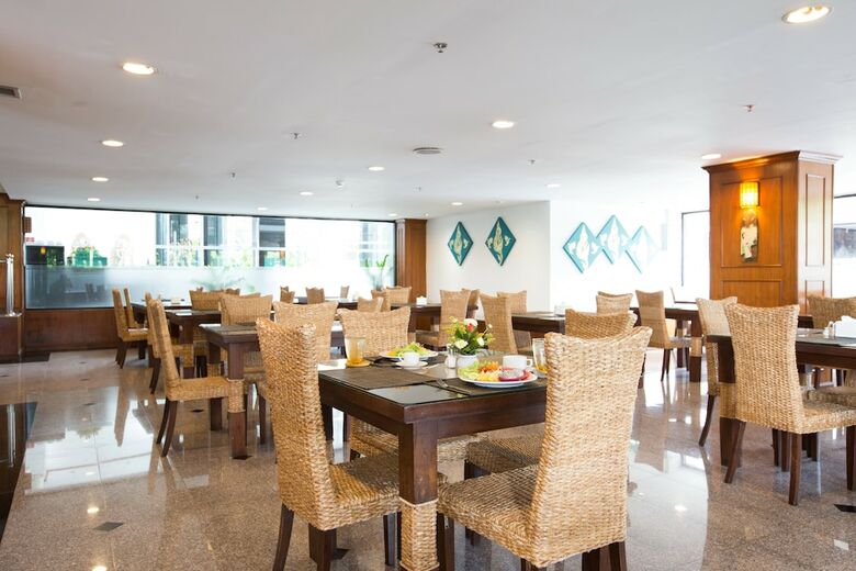 C H Hotel
