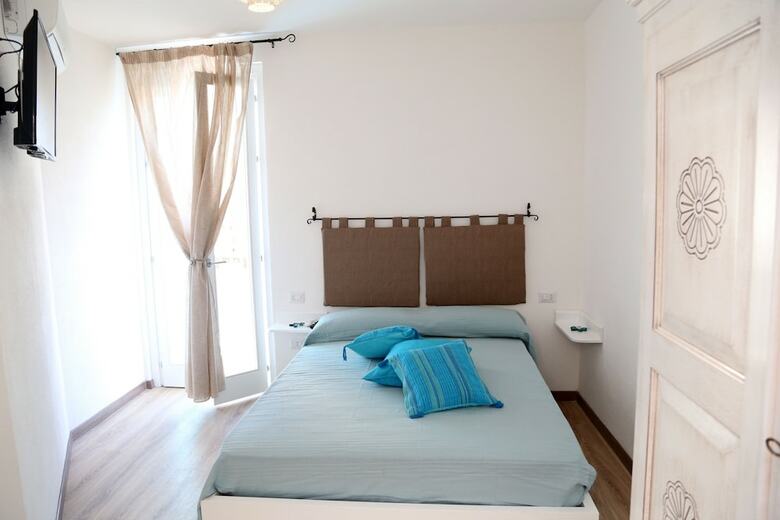 Hotel Affittacamere Rocca Doria