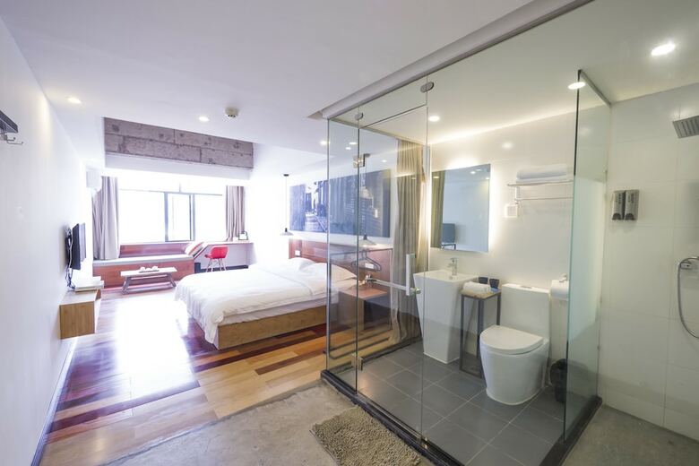 Hostal Chongqing Travelling With Hotel