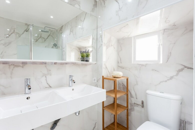 Liberty Duplex Three-bedroom Apartment - By Lu Holidays