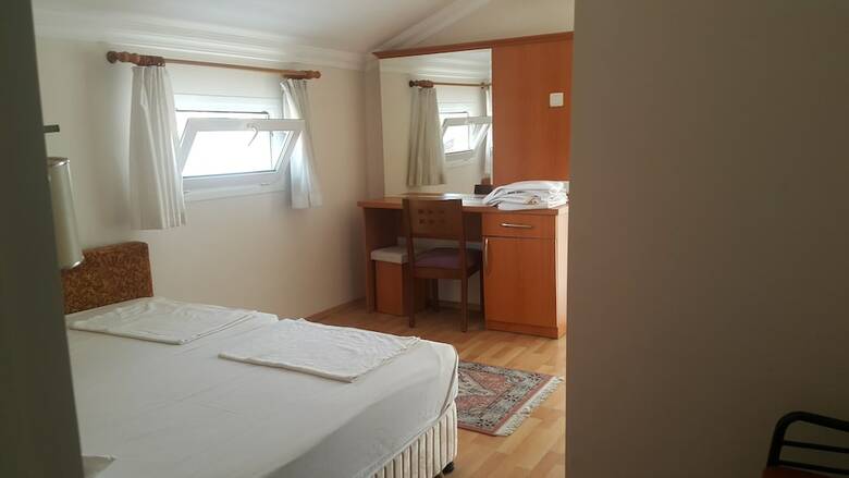 Hotel Cicek Otel & Apartments