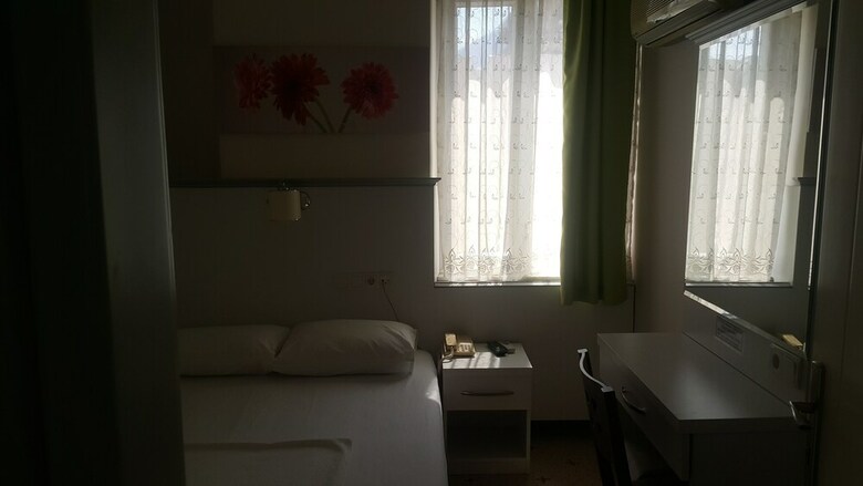 Hotel Cicek Otel & Apartments