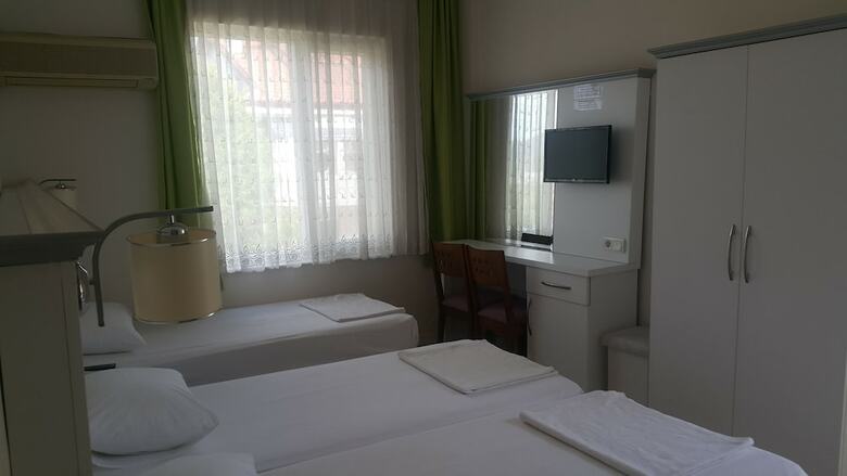 Hotel Cicek Otel & Apartments